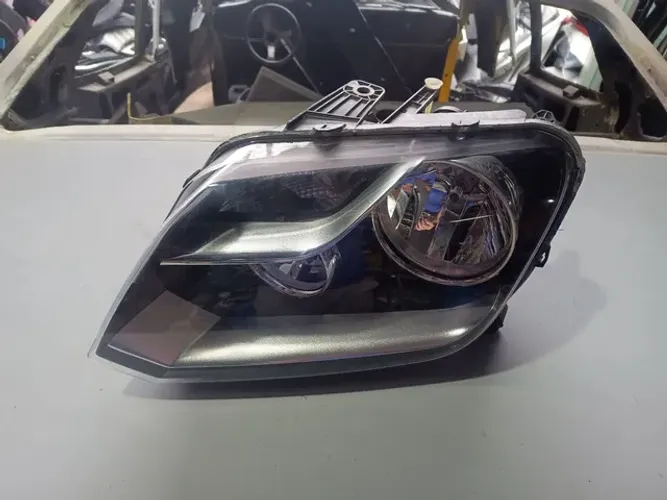 Farol amarok 2010 a 2016