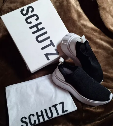 Tênis 37 Schutz Sola Alta