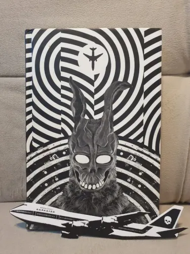 Livro Donnie Darko - Darkside Capa Dura C/Marcador