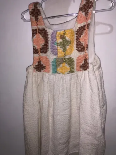 Vestido Infantil bordado Zara 3-4 Anos