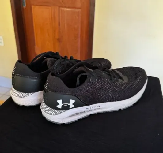Tenis Esportivo Under Armor - Original