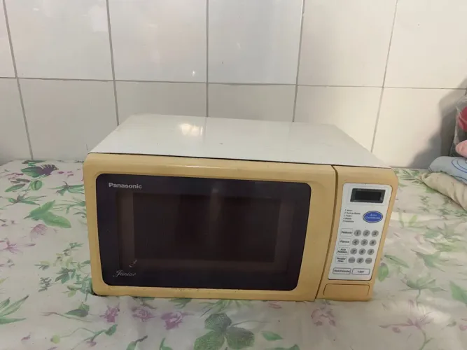 Microondas usado, com defeito 