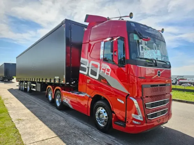 fh 500 6x2 Globetrotter Ano 25 0km Pacote LC Farol Full Led + Sider 4 Eixo Facchini 0km 