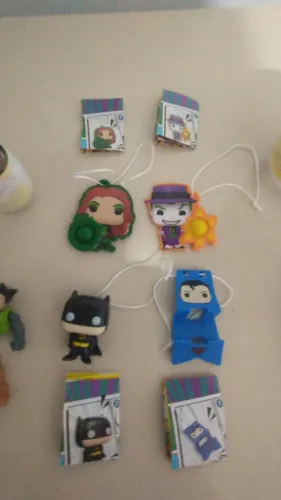 Kinder bonecos DC unidade