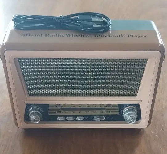 Radio AM FM Com bateria recarregável