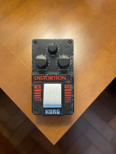 Pedal De Efeito Korg Distortion Dst-1 Vintage