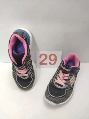 Tênis Infantil feminino Skechers Tam. 29 em ótimo estado