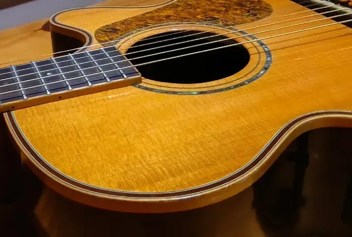 Violão aço em madeira maciça - regulado por Luthier - APENAS VENDA