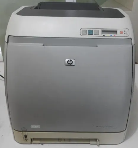 HP Color Laserjet 2605dn - leia a descrição.