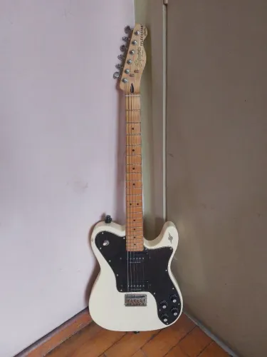 fender squier telecaster custom