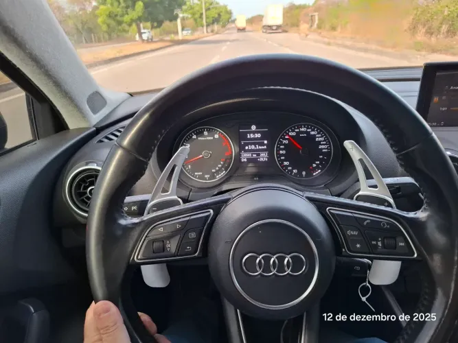 Audi A3 Sedan 1.4 TFSI Flex Tiptronic 4P 2017