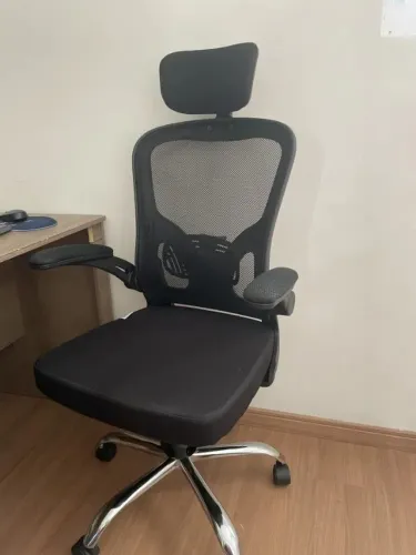 Cadeira de Escritório super confortável com Apoio