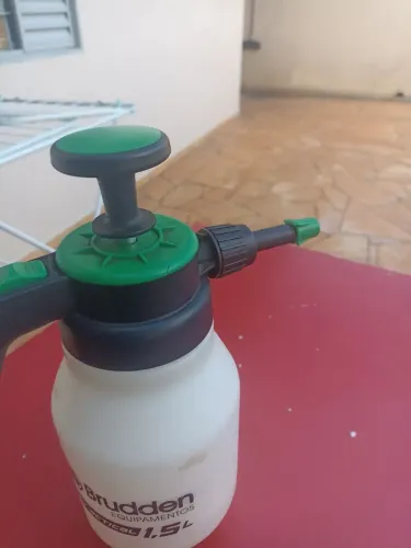 Pulverizador 1,5 litros