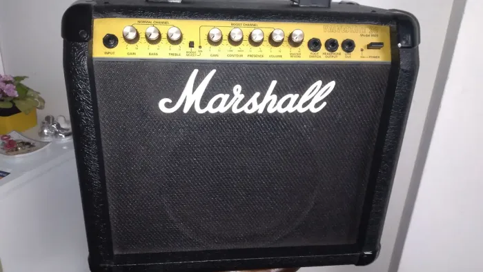 Amplificador Marshall Valvestate 8020 Inglês Novo