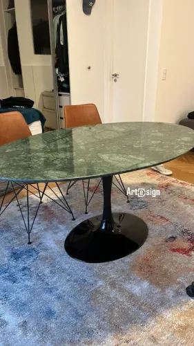 Mesa saarinen tampo de mármore verde guatemala