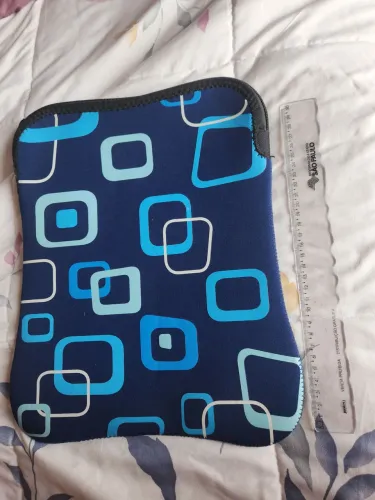 Capa para Notebook com Design Moderno