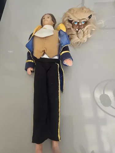 Boneco Bela e a fera