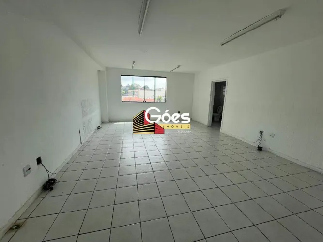 Sala comercial para alugar no Centro de Ribeirão Pires