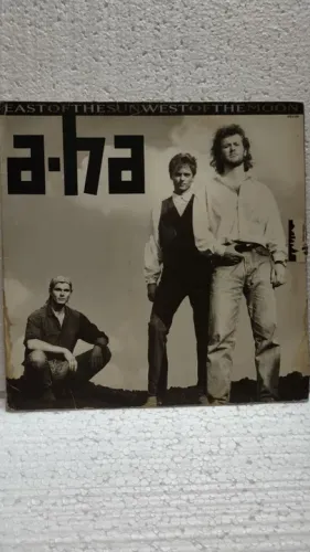 LP  A-HA - East of the Sun, West of the Moon - LP