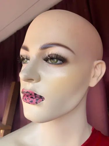 Manequim feminina