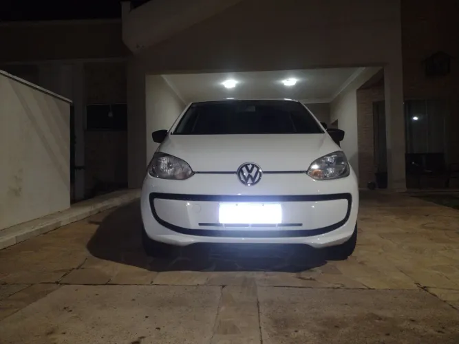 Volkswagen Up! Take 1.0 T. Flex 12V 3P 2015