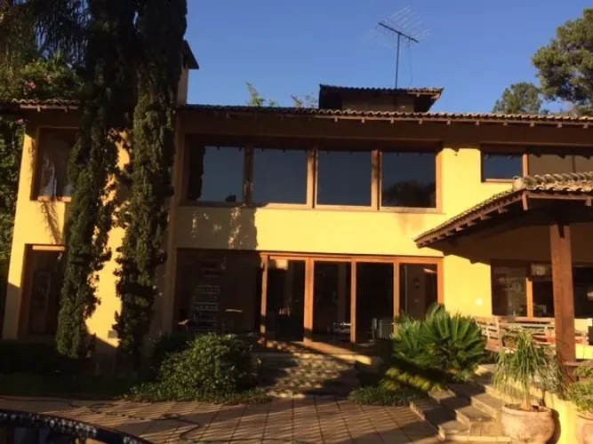 Casa com 4 dormitórios à venda, 529 m² por R$ 2.100.000,00 - Granja Viana - Jandira/SP