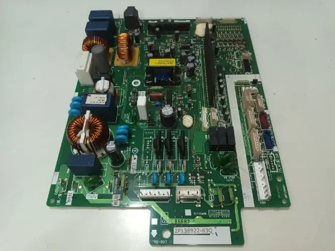 Placa Daikin - (2P138922-83Q)