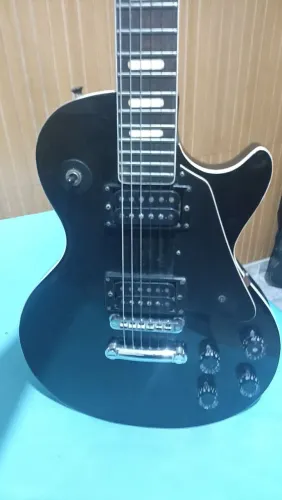 Golden les Paul