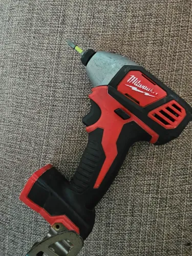 Parafusadeira milwaukee m18
