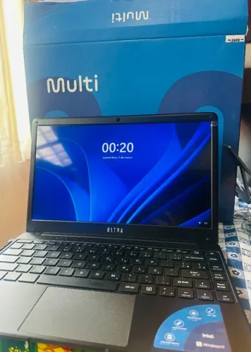 Notebook NOVO a venda! Nunca foi usado - comprado em 20/01/2025