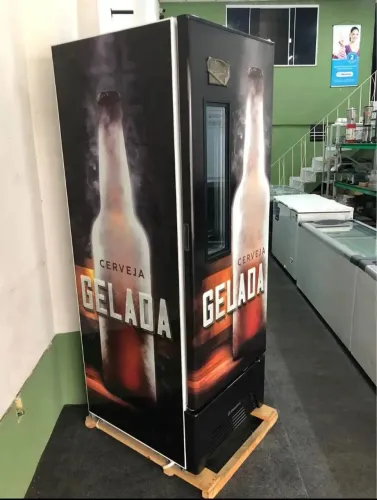 Cervejeira porta com Visor Metalfrio (Nova)