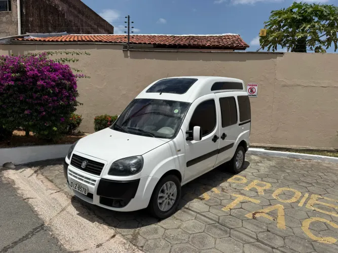 Doblo Attractive 1.4 Fire Adaptada com Elevador 
