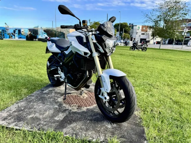 Bmw F 800 r 2015