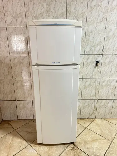 Geladeira continental 