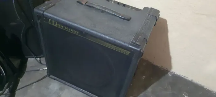 Amplificador Meteoro RX100