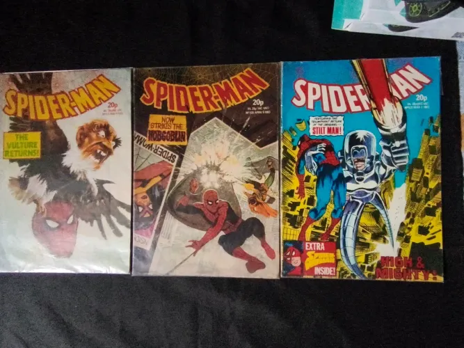 Lote HQs Marvel formatão - Anos 80
