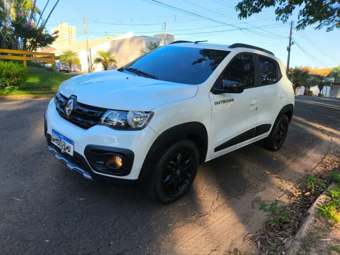 Renault Kwid Outsider 1.0 Flex 12V 5P Mec. 2020