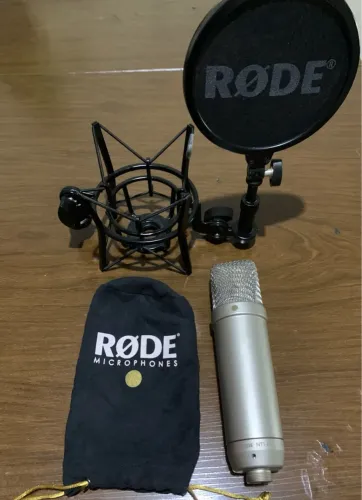 Microfone RODE NT1-A + Acessórios