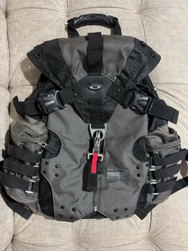 Mochila Oakley Tactical Backpack Relíquia
