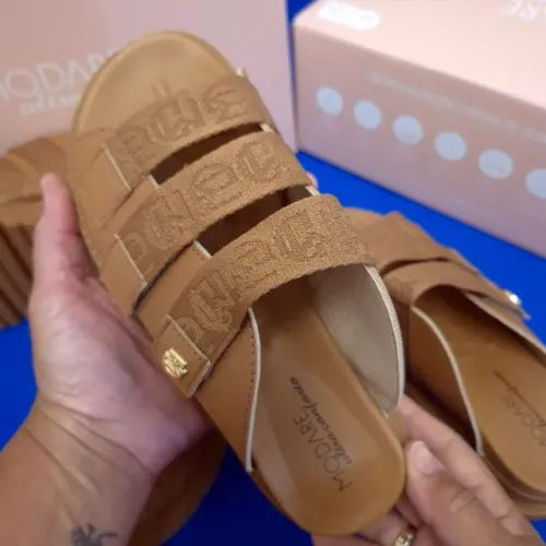 Sandália Feminina Flatform UltraSense Modare com Tiras Ajustáveis