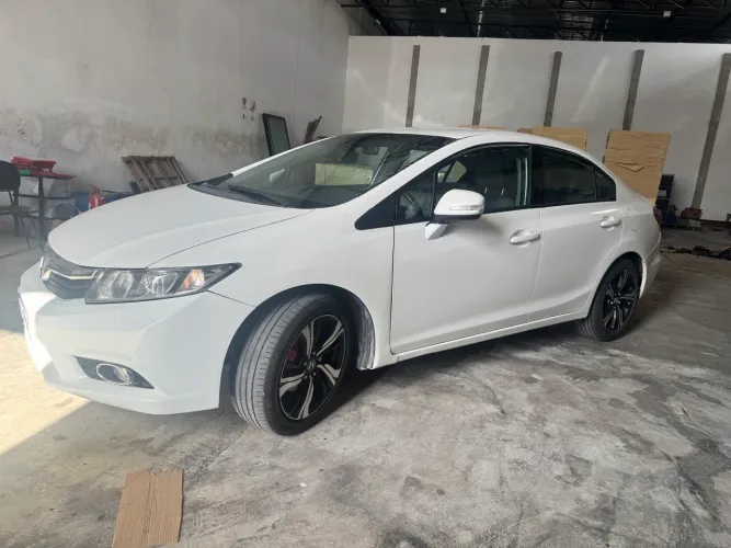 Honda Civic Sedan LXR 2.0 Flexone 16V Aut. 4P 2014