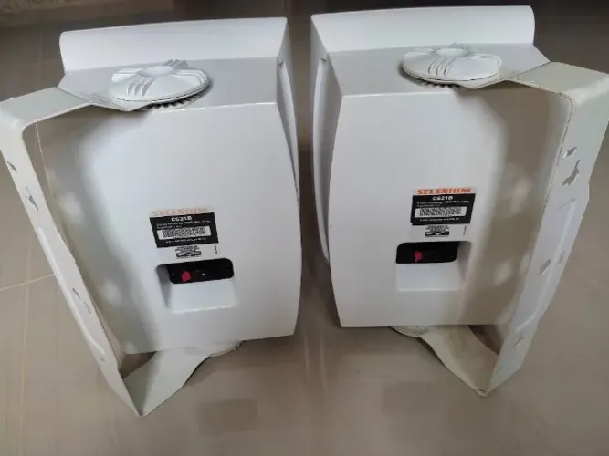 Par De Caixa De Som Selenium Ambientare C621b Jbl C/ Suporte (Usado)