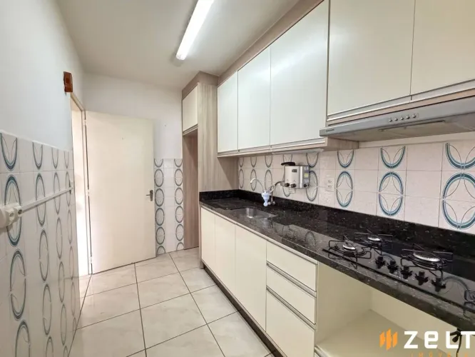 Apartamento com 3 dormitórios à venda, 74 m² por R$ 329.000,00 - Garcia - Blumenau/SC