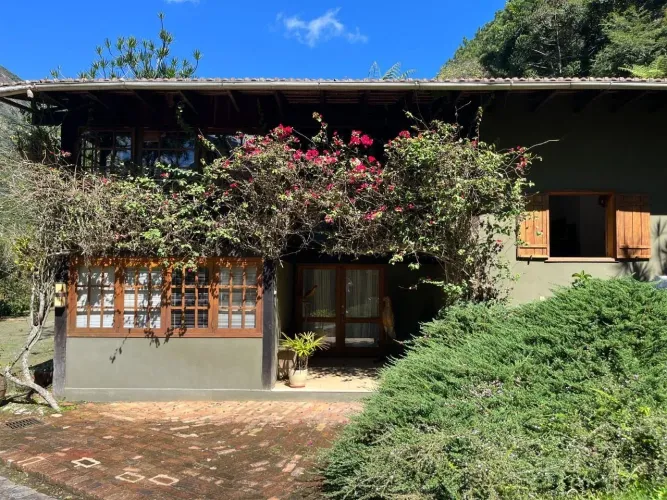 Elegância e exclusividade definem seu novo endereço em Petrópolis