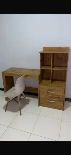Escrivaninha com Estante Alana JCM Móveis 2 Gavetas 4 Nichos 141cm