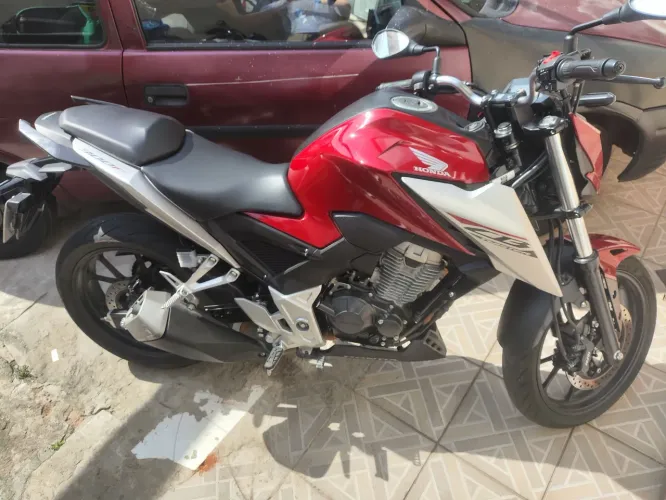 Cb 300f