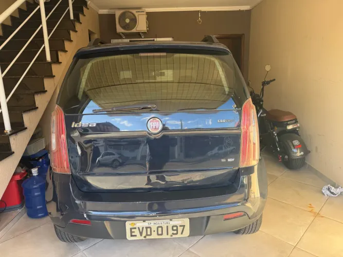 Fiat Idea Essence Dualogic 1.6 Flex 16V 5P 2011