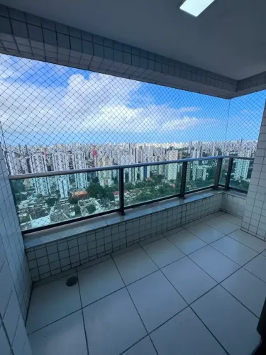 Edf. Ayrton de Almeida Carvalho em Casa Amarela