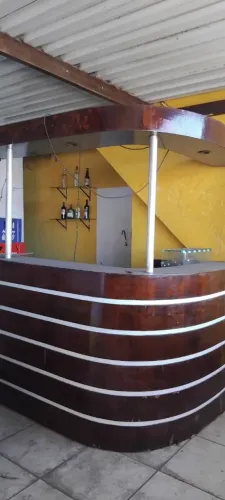 Buffet(rampa) com 18 cubas, cadeira de madeira maciça, mesa de inox e pratos