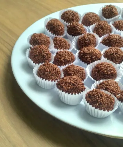Brigadeiros artesanais 